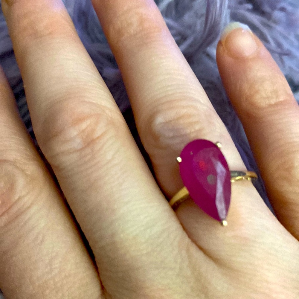 10k Yellow Gold 3 Carat Pear Shape Ring - Teardrop Gemstone Ring